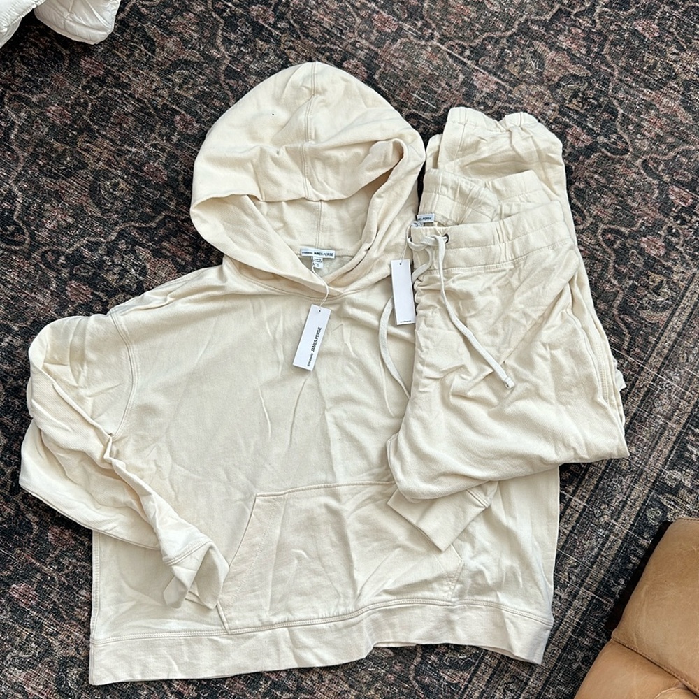 James Perse hoody and joggers set in cream size 2 brand new